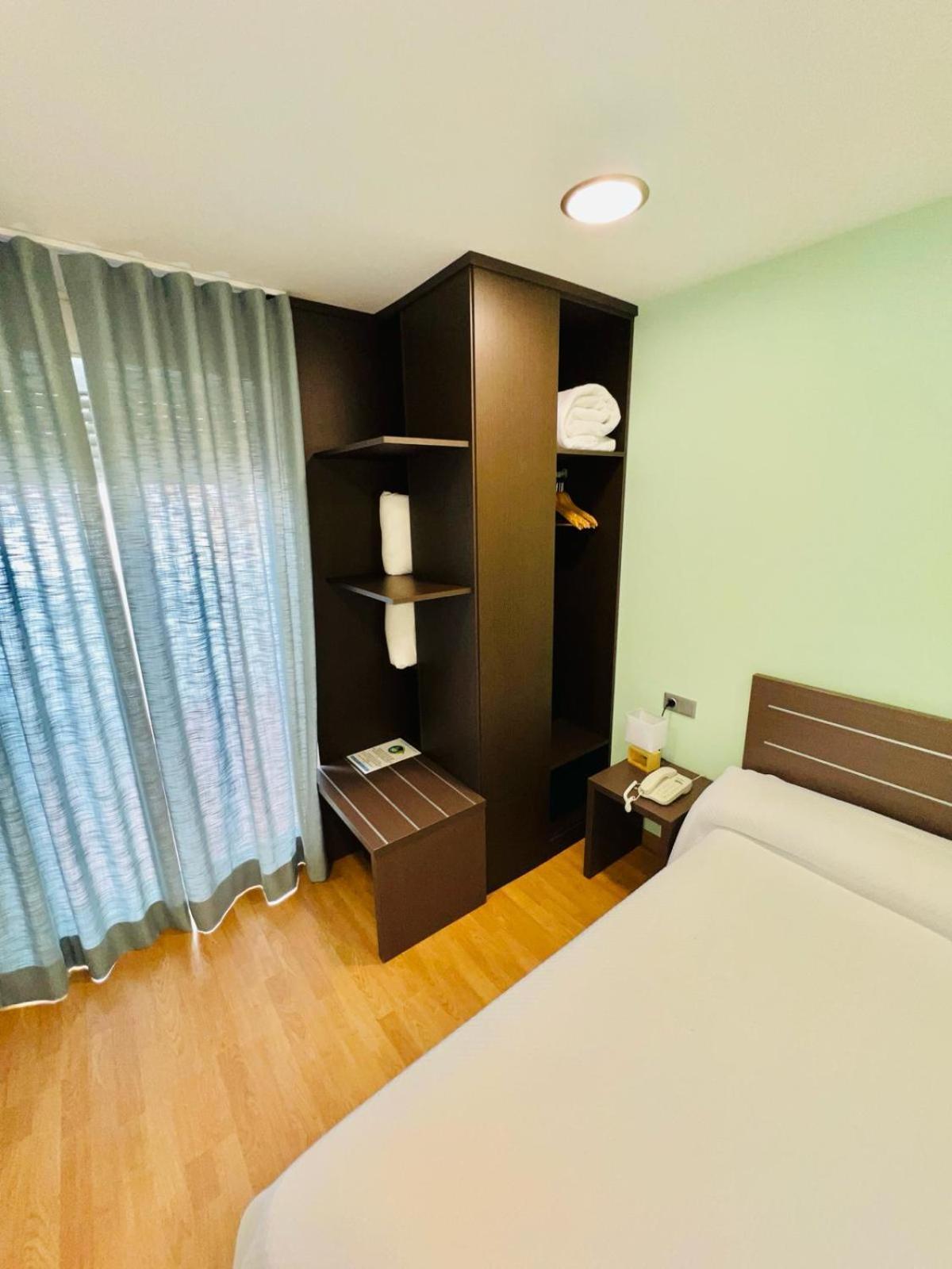 Hotel Clopy Rocamar بينايدورم المظهر الخارجي الصورة