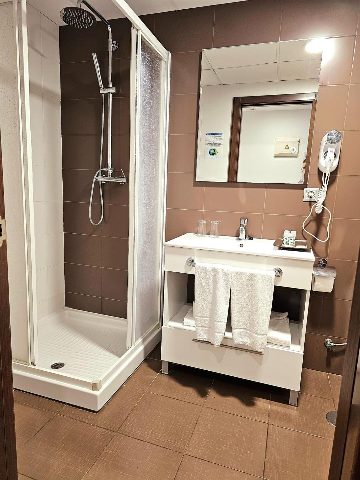 Hotel Clopy Rocamar بينايدورم المظهر الخارجي الصورة