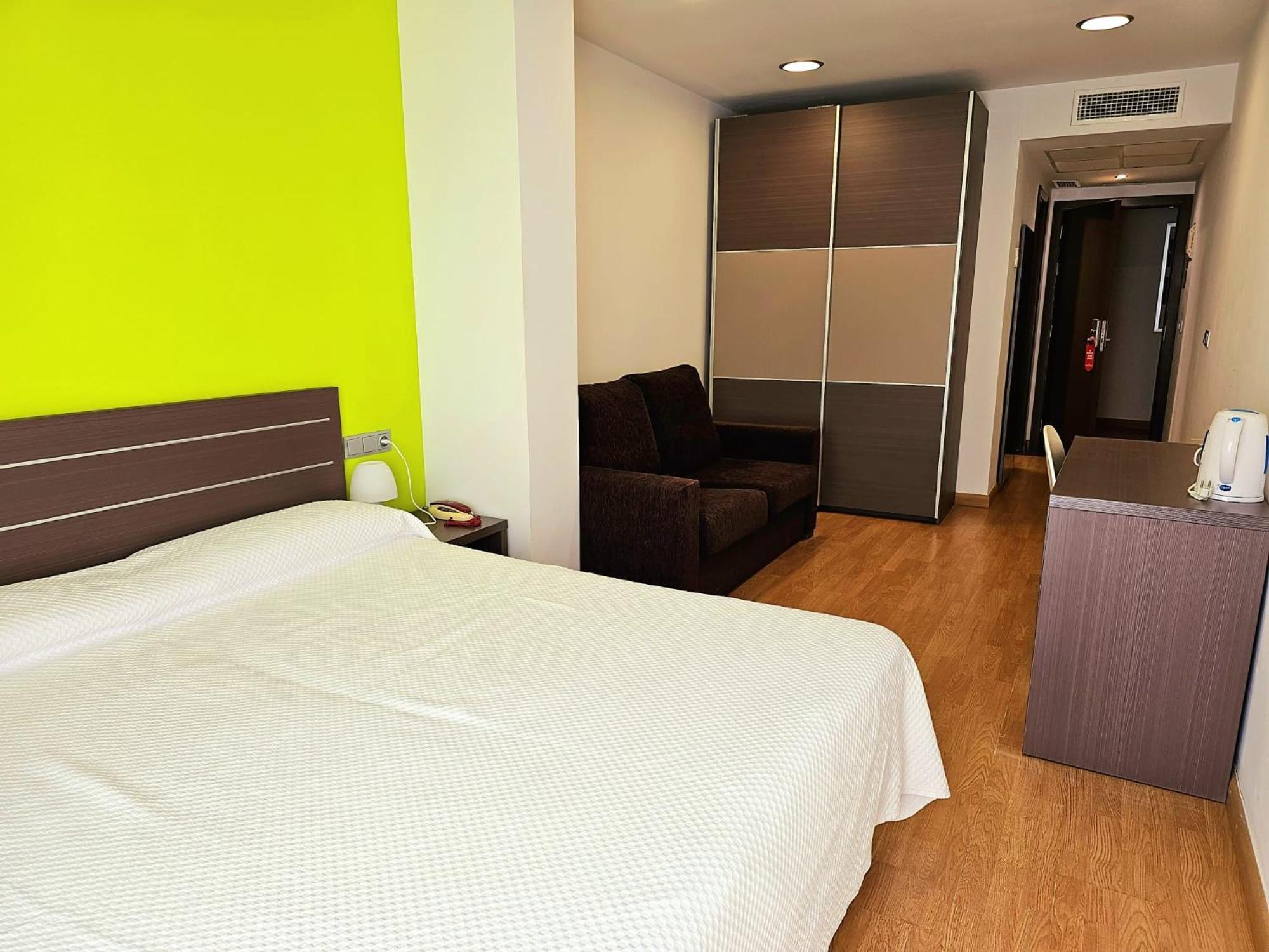 Hotel Clopy Rocamar بينايدورم المظهر الخارجي الصورة