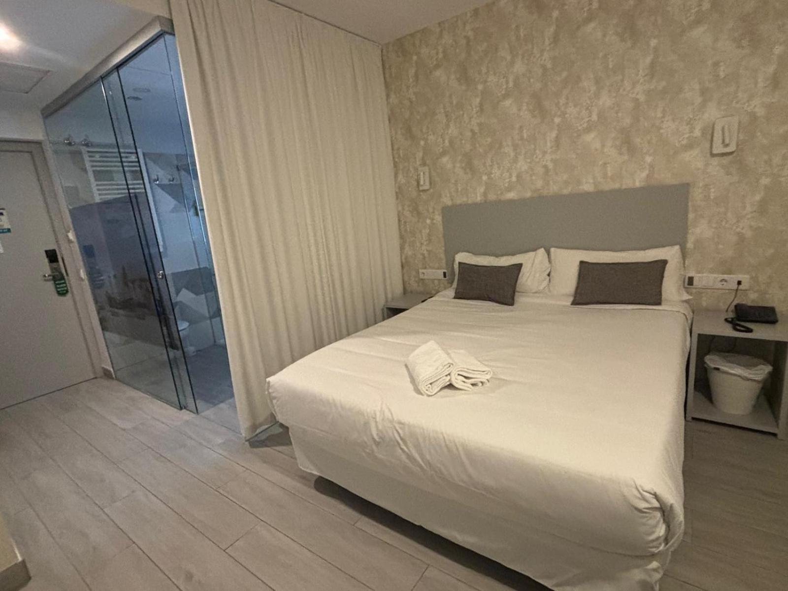 Hotel Clopy Rocamar بينايدورم المظهر الخارجي الصورة